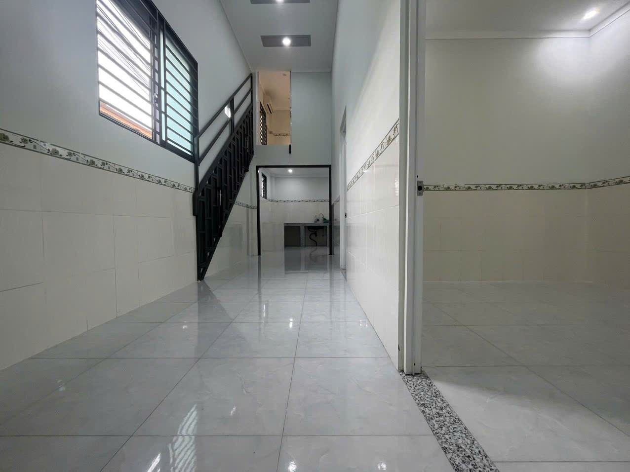 Nhà căn góc Tam Hiệp – mới hoàn thiện – ảnh 2