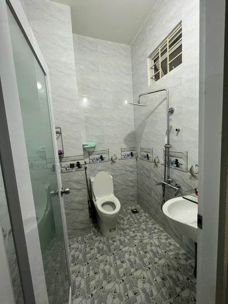 Cho thuê nhà nguyên căn – đường Hoàng Bá Bích – ảnh 4
