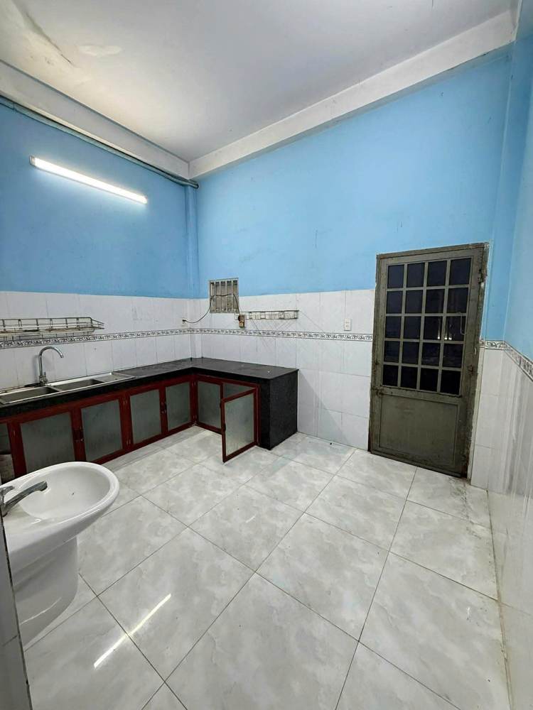 Cho thuê nhà nguyên căn – đường Đặng Đức Thuật – ảnh 3