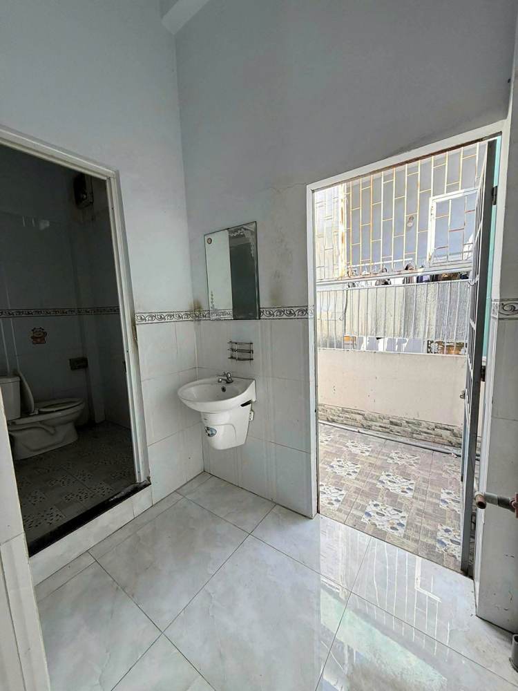 Cho thuê nhà nguyên căn – đường Đặng Đức Thuật – ảnh 6